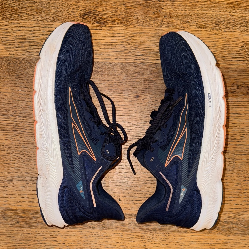Altra women’s Dark Blue and Orange Athletic running Shoes size 8.5 - Picture 4 of 11
